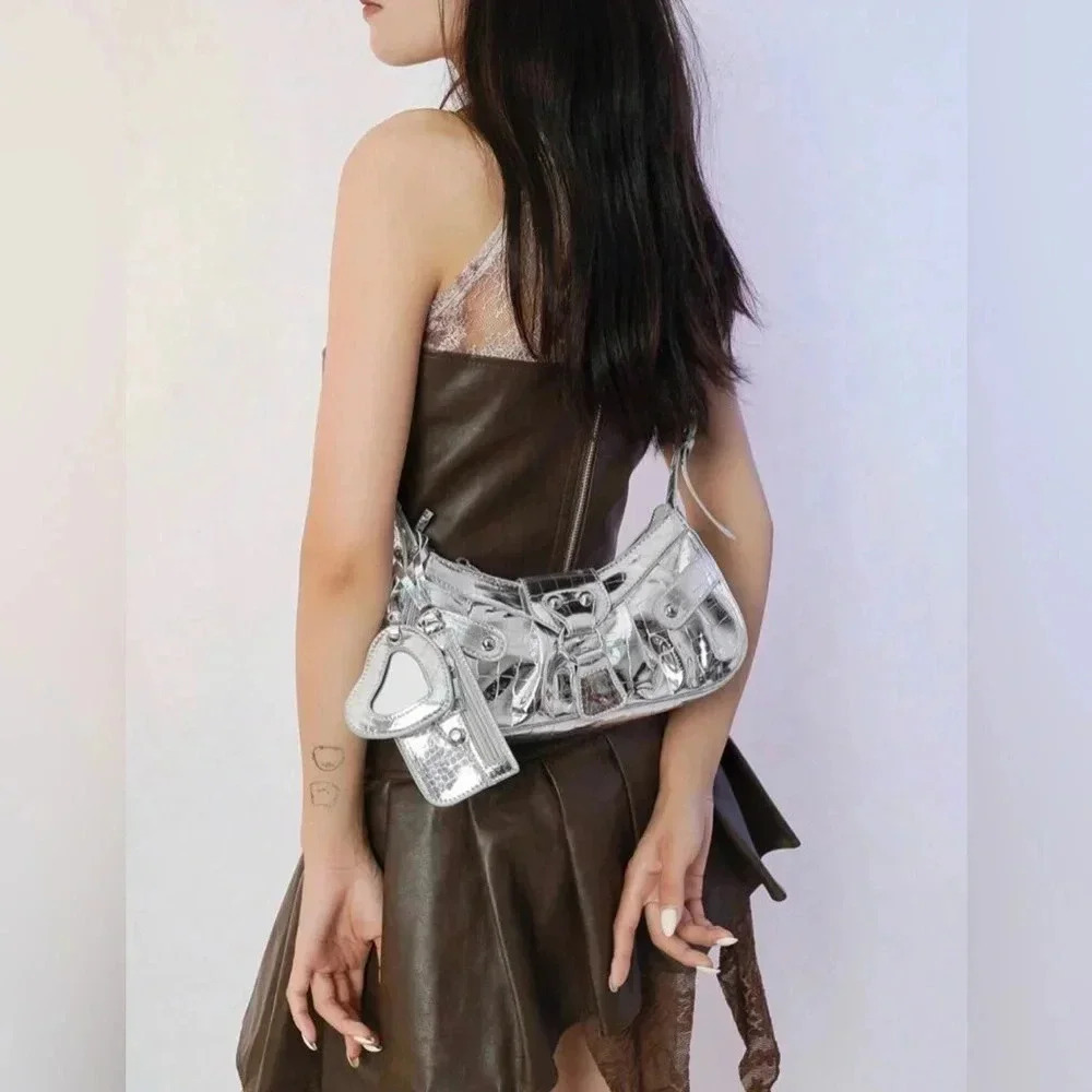 NWOT The New Drawstring Women's Fashion Bucket Bag Rivet 3-Piece Motorcycle Bag